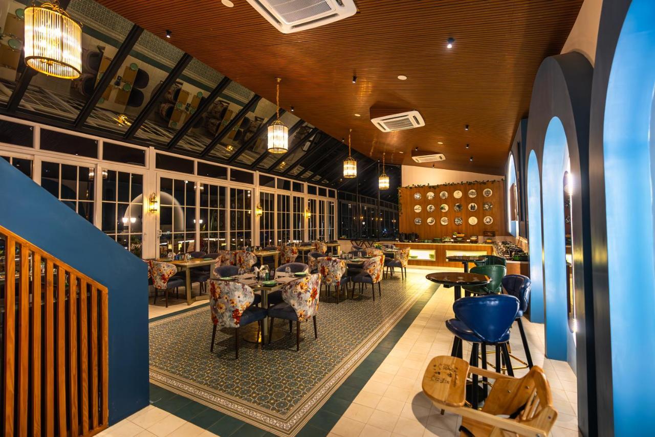 Clarks Inn Express, Ришикеш Экстерьер фото